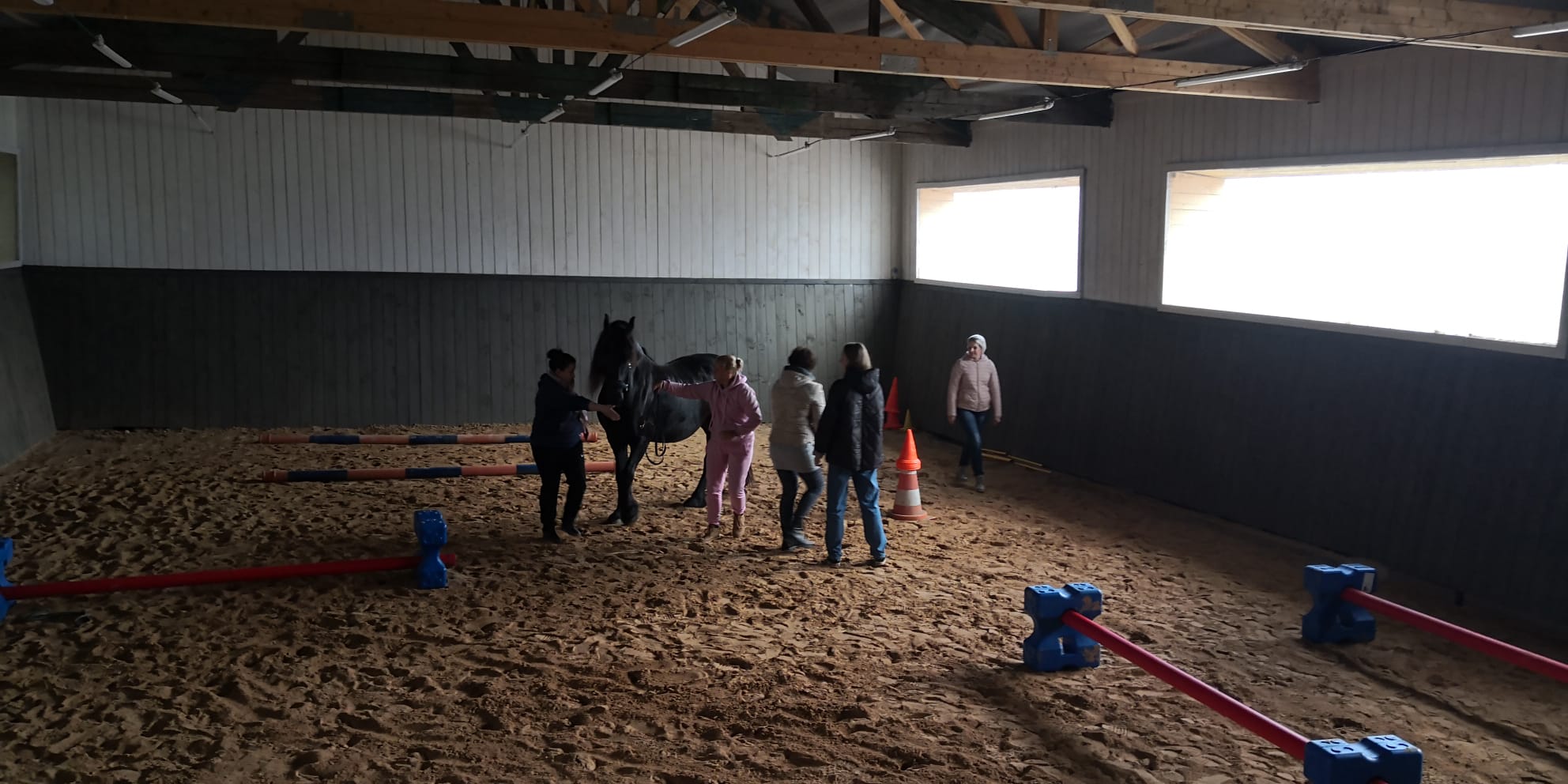 671cd220-f32a-4b4d-b12a-fa5c70b3744d